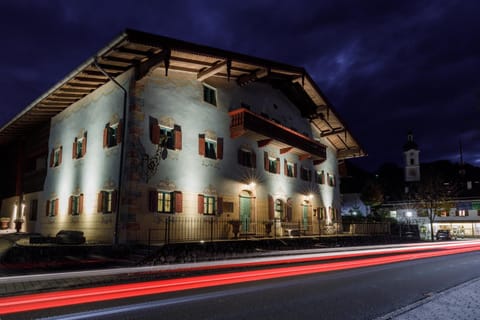 Property building, Night