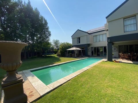 Patio, Swimming pool