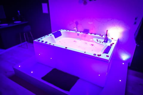 Spa & Detente - Cinéma - Netflix - Hyper Centre Apartment in Arras