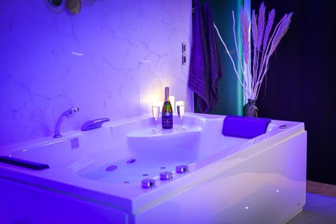 Spa & Detente - Cinéma - Netflix - Hyper Centre Apartment in Arras