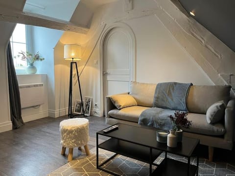 Appartement avec terrasse en plein cœur de Vernon Apartment in Vernon