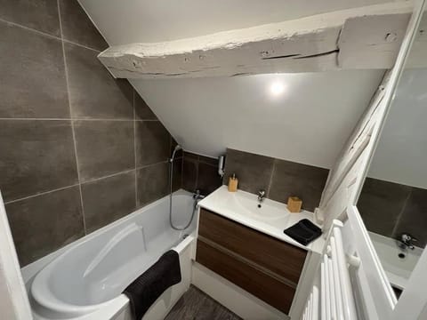 Appartement avec terrasse en plein cœur de Vernon Apartment in Vernon