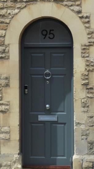 Charming Victorian Townhouse Near Oxford House in West Oxfordshire District