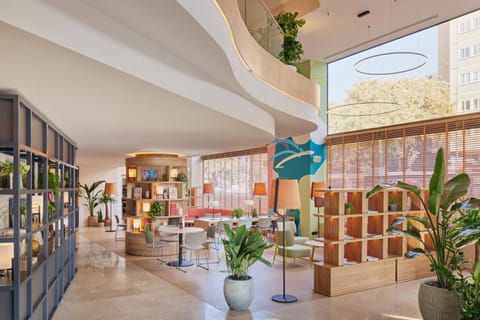 View (from property/room), Lobby or reception, Dining area