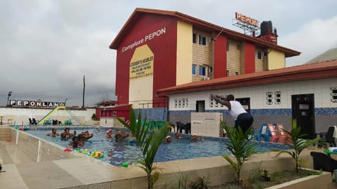 Property building, Pool view, Swimming pool