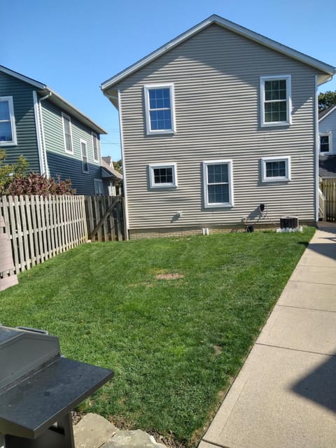 Family Friendly JUST LIKE HOME House in Ohio City