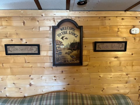 Twin Oaks Villa in Bryson City