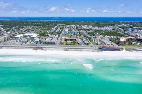 Sandprints D11 House in Miramar Beach