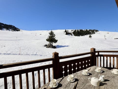 Grand chalet luxe au pied des pistes avec sauna à Courchevel 1650 - FR-1-563-111 Chalet in Saint-Bon-Tarentaise