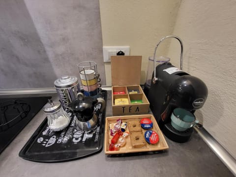 Coffee/tea facilities, Kitchen or kitchenette