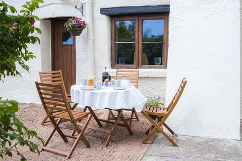 Batney Farm Cottage, Meshaw, South Molton House in North Devon District