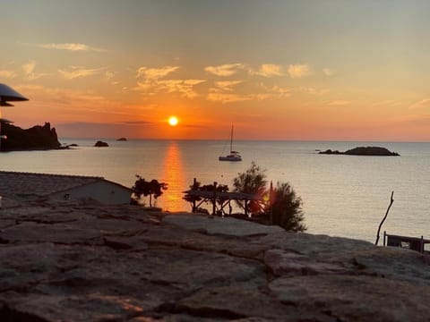 Villa Terra Casanova pieds dans l'eau à 20 mn d Ajaccio Villa in Ajaccio