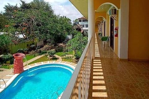 Swimming pool