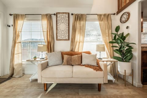 NEW! Boutique TinyHome w/Direct View of PikesPeak! House in Woodland Park