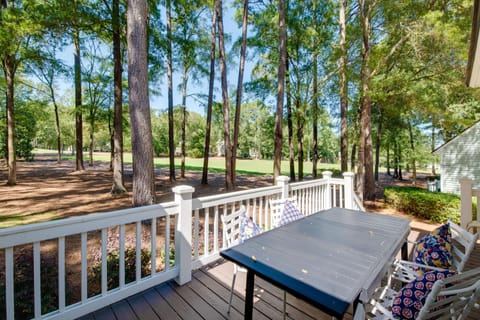 Stunning Lake Oconee Retreat with Pool Access! House in Lake Oconee