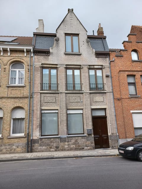De Galerie - green leaves Vacation rental in Ypres