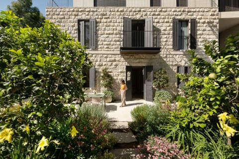 Property building, Garden, Garden