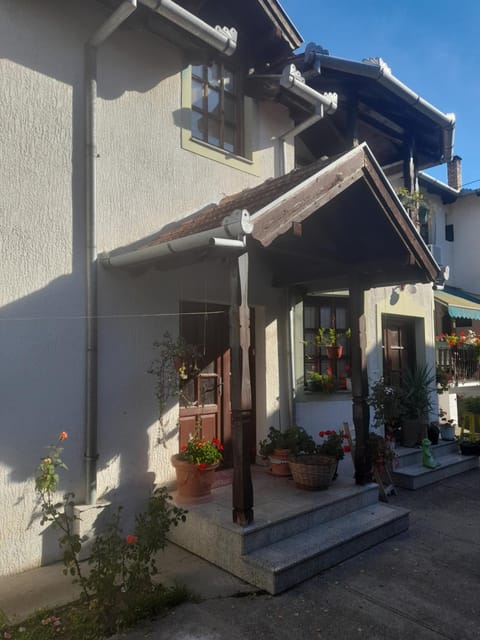 Property building, Day