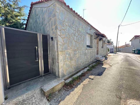 Property building, Street view