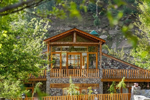 Property building, View (from property/room)