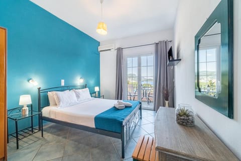 Property building, Living room, Bedroom