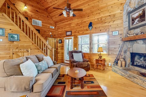 Toccoa River Retreat House in Union County