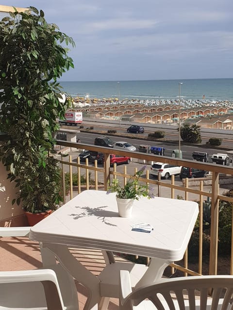 Balcony/Terrace, Beach, Sea view