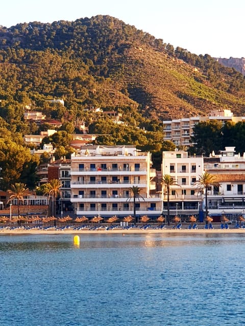 Property building, Facade/entrance, Beach, Sea view