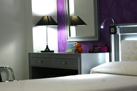 Bed, Decorative detail