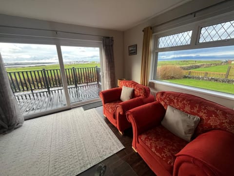 9 Tullan Strand, Bundoran House in County Donegal