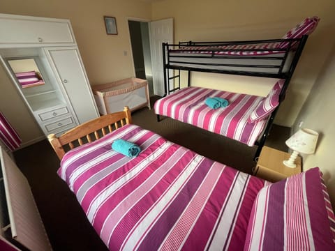 9 Tullan Strand, Bundoran House in County Donegal