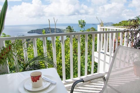 Day, Natural landscape, Coffee/tea facilities, Dining area