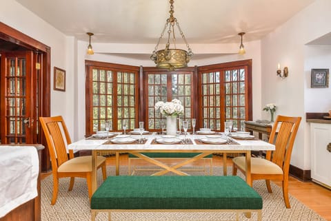 Dining area, Diving, Dinner