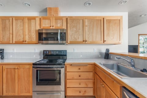 Playhouse House in Pacific City