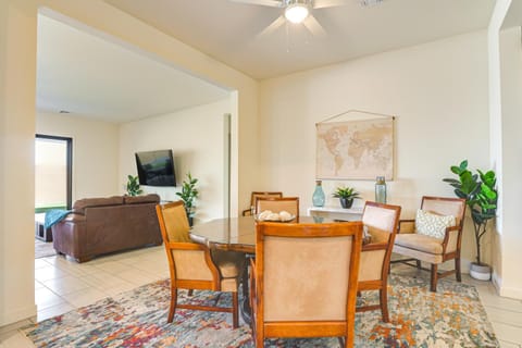 Easy Stadium Access! Modern Glendale Getaway House in Glendale