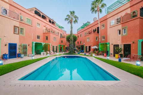 Garden, Swimming pool