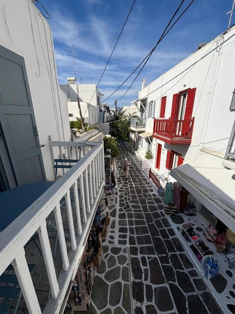 Neighbourhood, View (from property/room), Balcony/Terrace, Street view