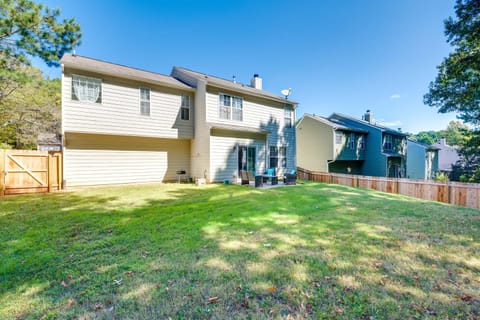 Atlanta Area Home with Yard about 2 Mi to Six Flags House in Lithia Springs