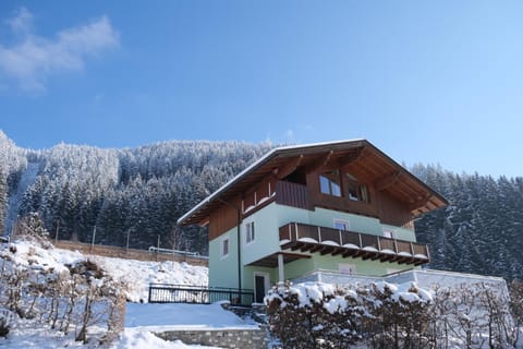 Property building, Natural landscape, Winter