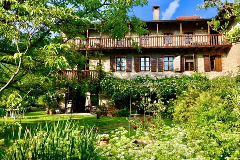 Property building, Natural landscape, Garden, Garden view