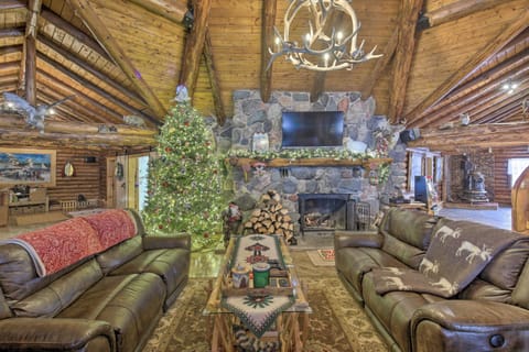 Ironwood Superior Home about 4 Mi to Big Powderhorn! House in Wisconsin