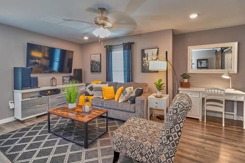 Photo of the whole room