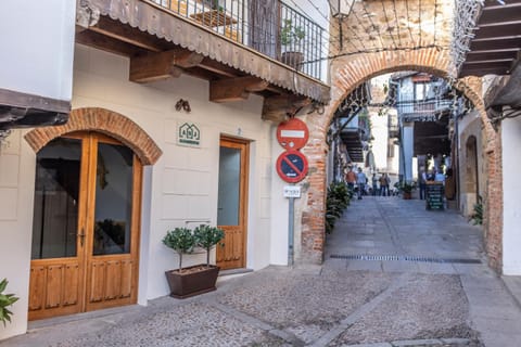 Property building, Street view