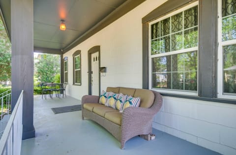 Updated North Greenwood Cottage Less Than 1 Mi to Dtwn! Apartment in Mississippi