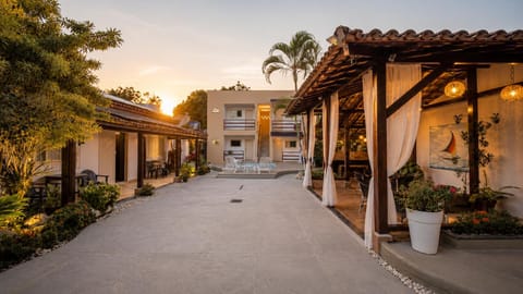 Property building, Day