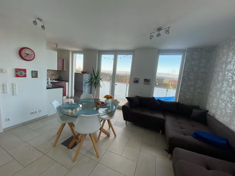 Kitchen or kitchenette, Living room, Dining area