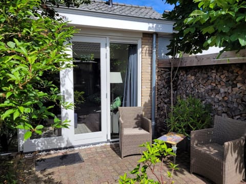 Patio, Garden