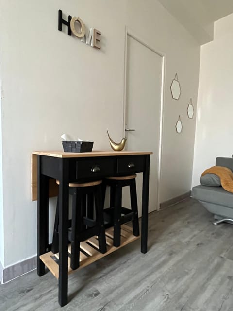 Chablis : studio en plein centre ville Apartment in Chablis