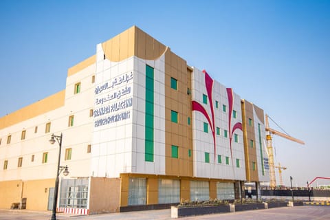 Property building, Quiet street view