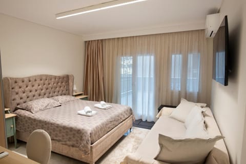 TV and multimedia, Photo of the whole room, Bedroom